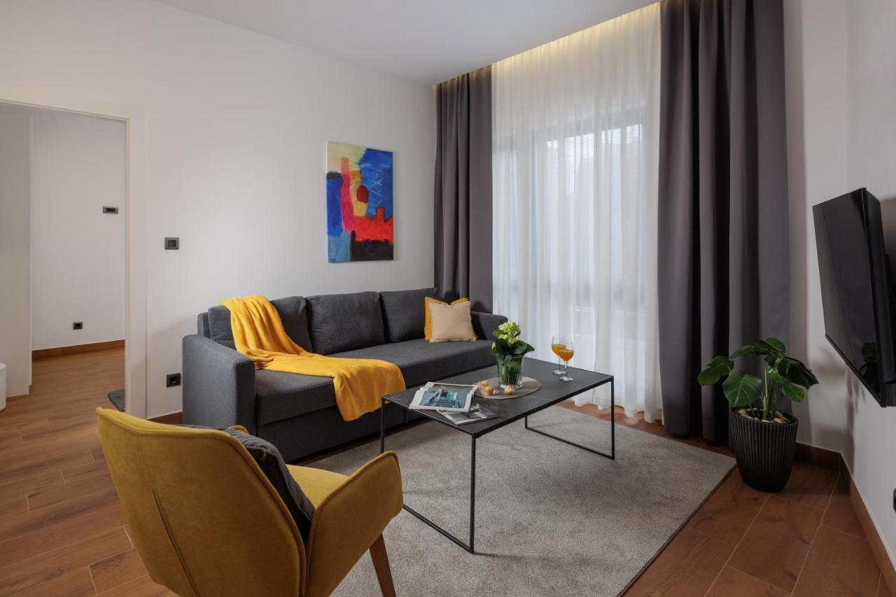 Terra 5 Deluxe Apartment On The Ground Floor With Private Parking غييكا المظهر الخارجي الصورة